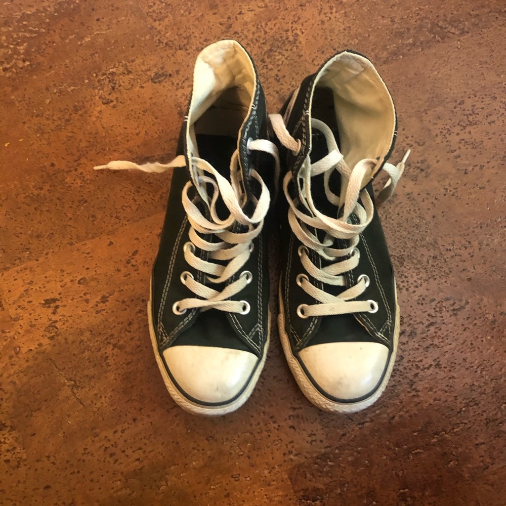 🛹 Black Converse High-Tops 🛹